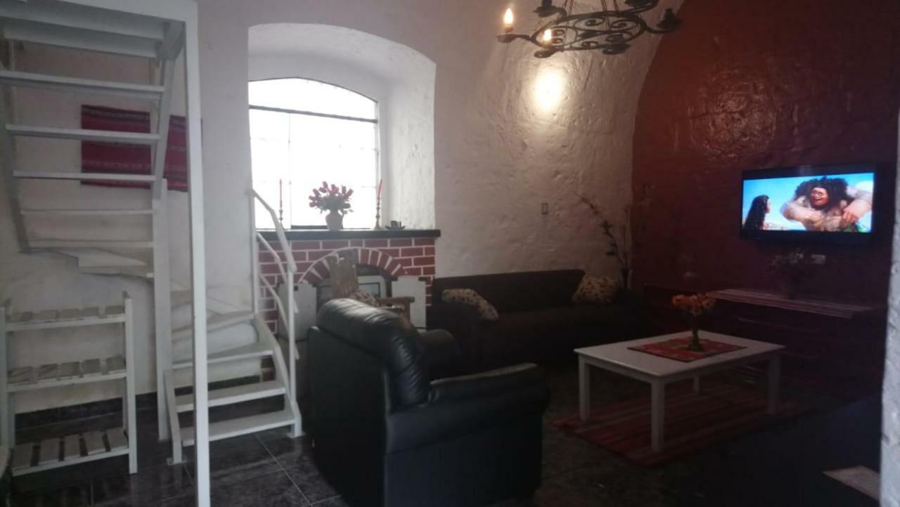 La Casa De Ana - Peru Bed and Breakfast Yanahuara Εξωτερικό φωτογραφία